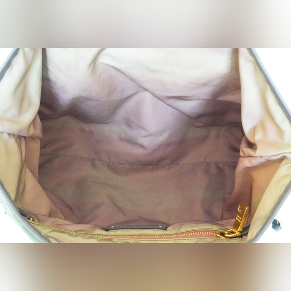 Prada Green Nylon and Saffiano Tote bag - Picture 6 of 12